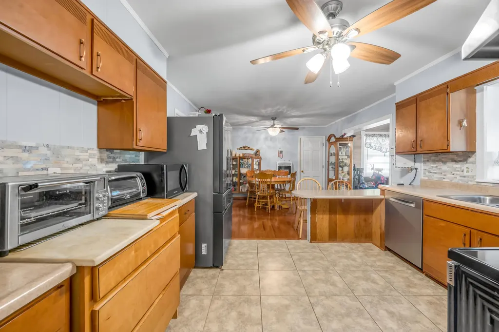 225 Blueberry Lane Mt Sterling KY 40353