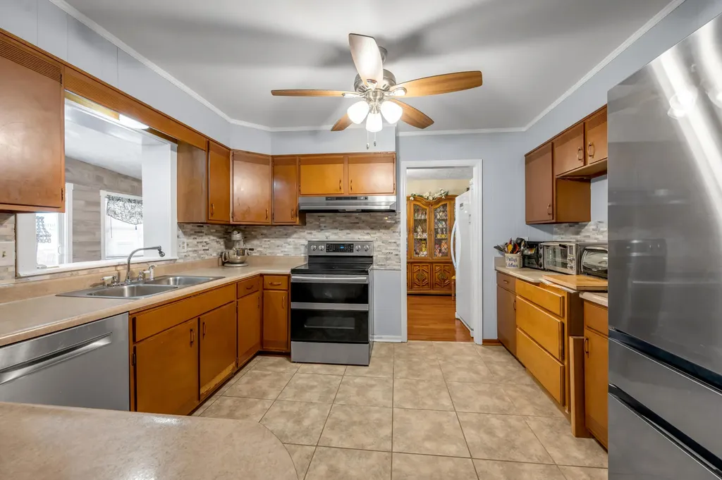 225 Blueberry Lane Mt Sterling KY 40353
