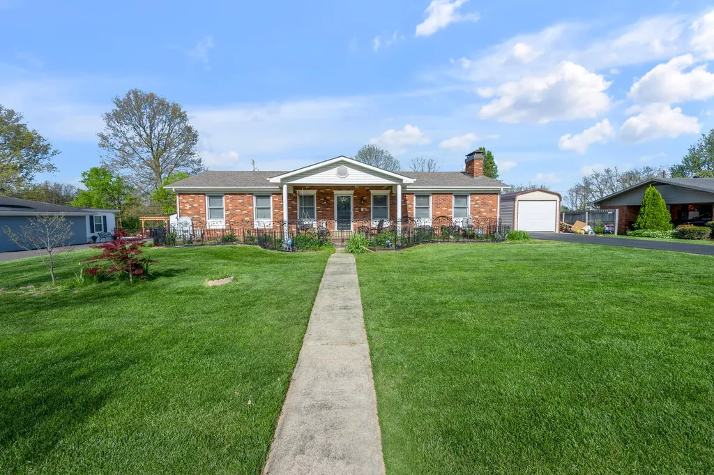 225 Blueberry Lane Mt Sterling KY 40353