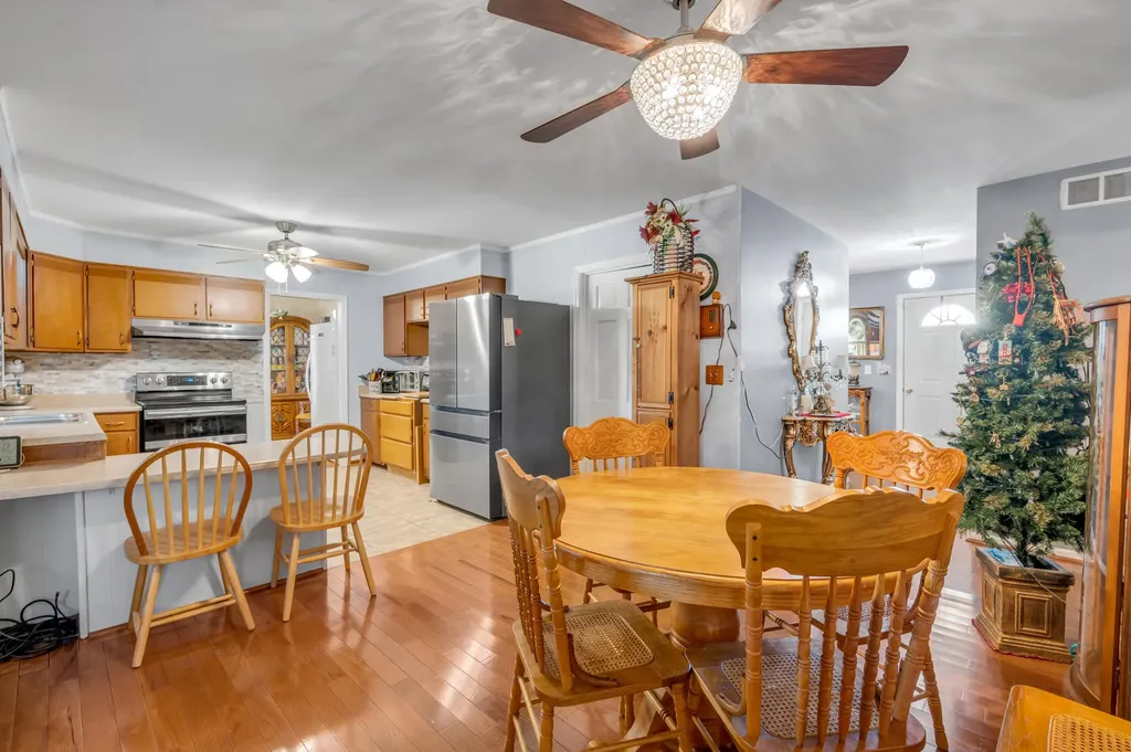 225 Blueberry Lane Mt Sterling KY 40353