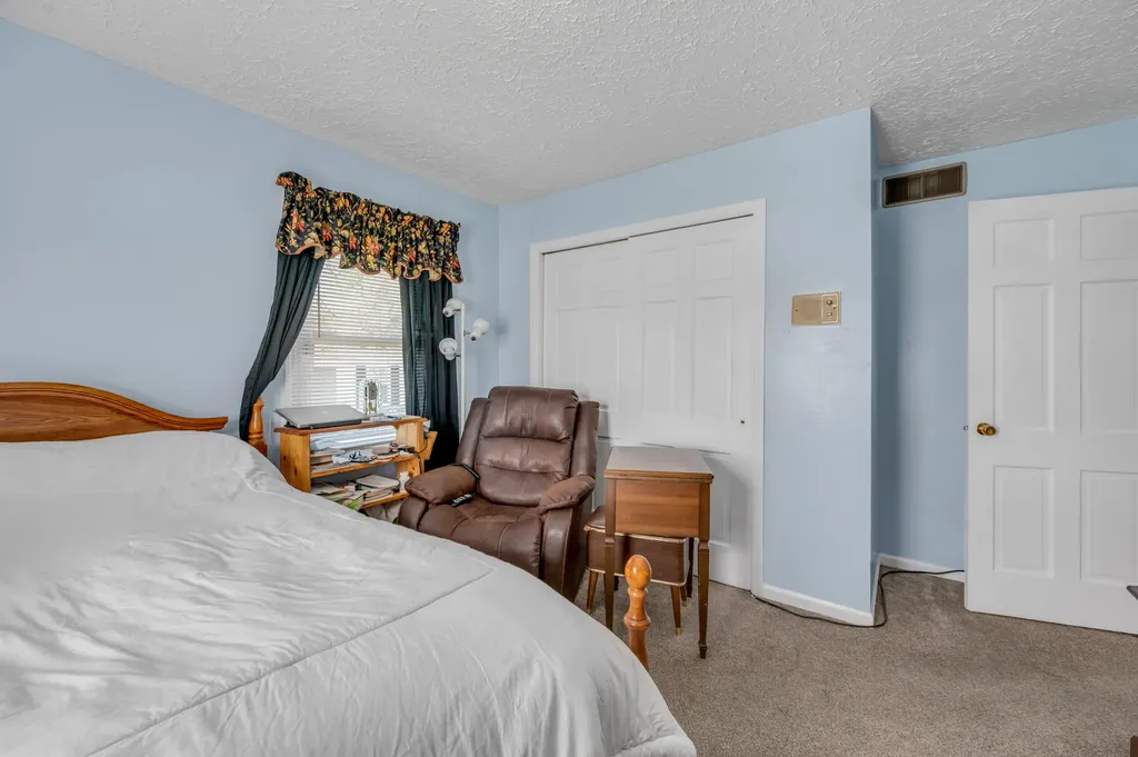 225 Blueberry Lane Mt Sterling KY 40353