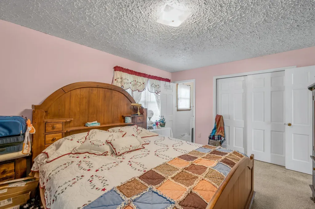 225 Blueberry Lane Mt Sterling KY 40353