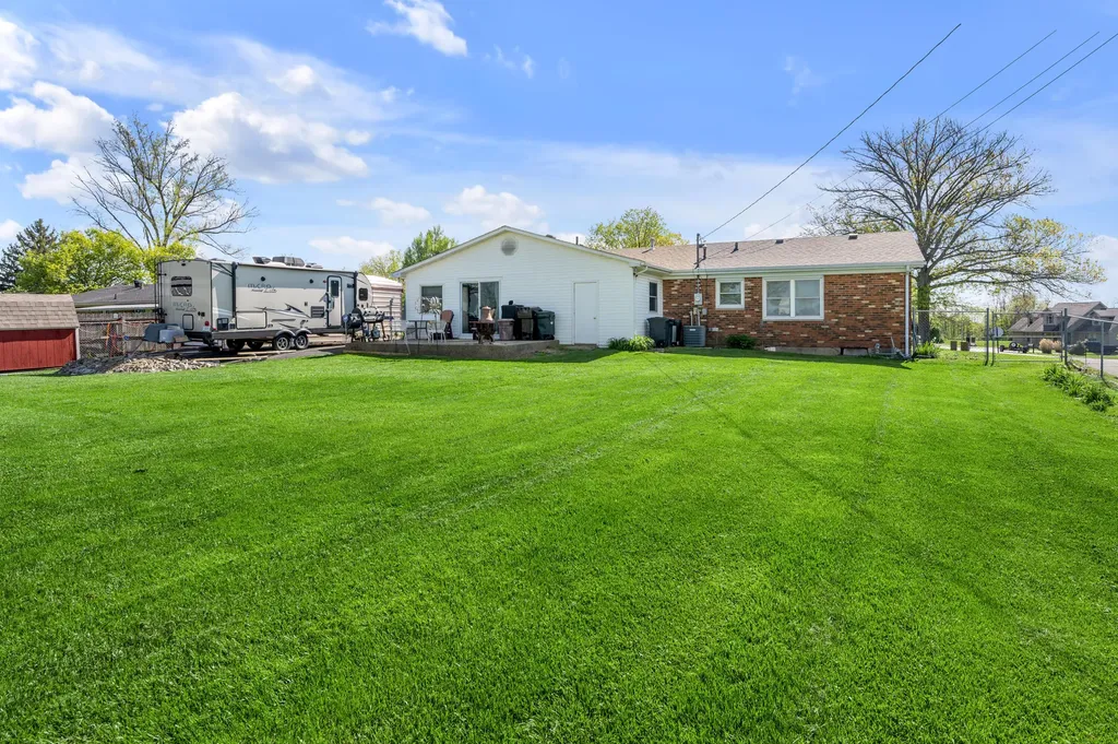 225 Blueberry Lane Mt Sterling KY 40353