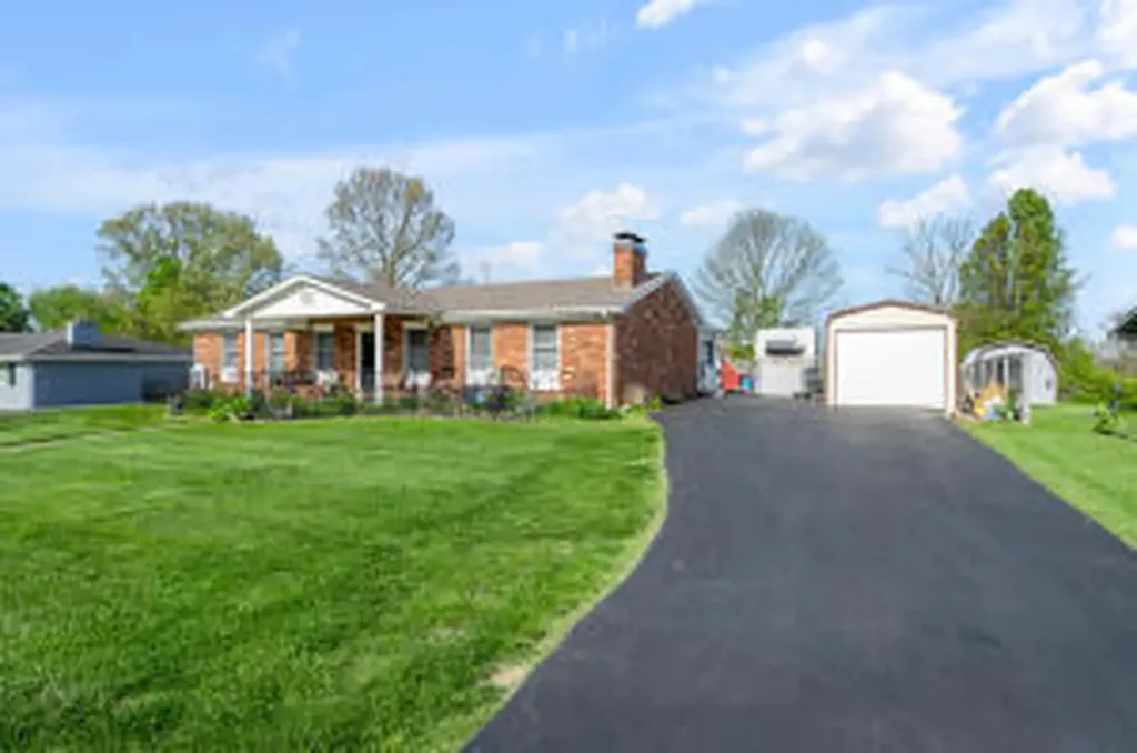 225 Blueberry Lane Mt Sterling KY 40353