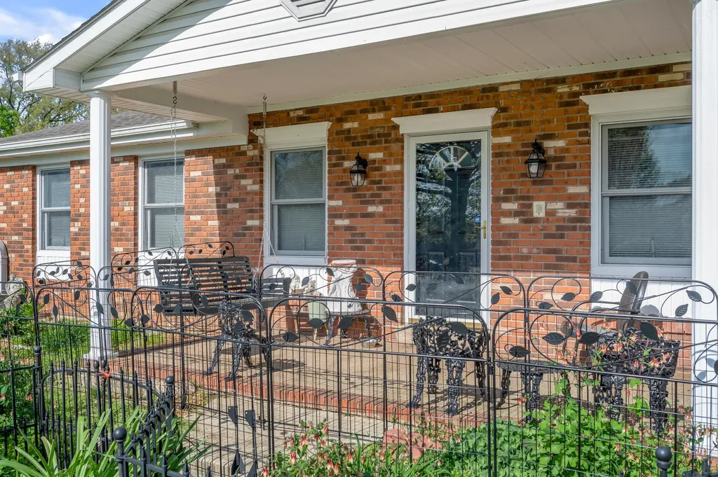 225 Blueberry Lane Mt Sterling KY 40353