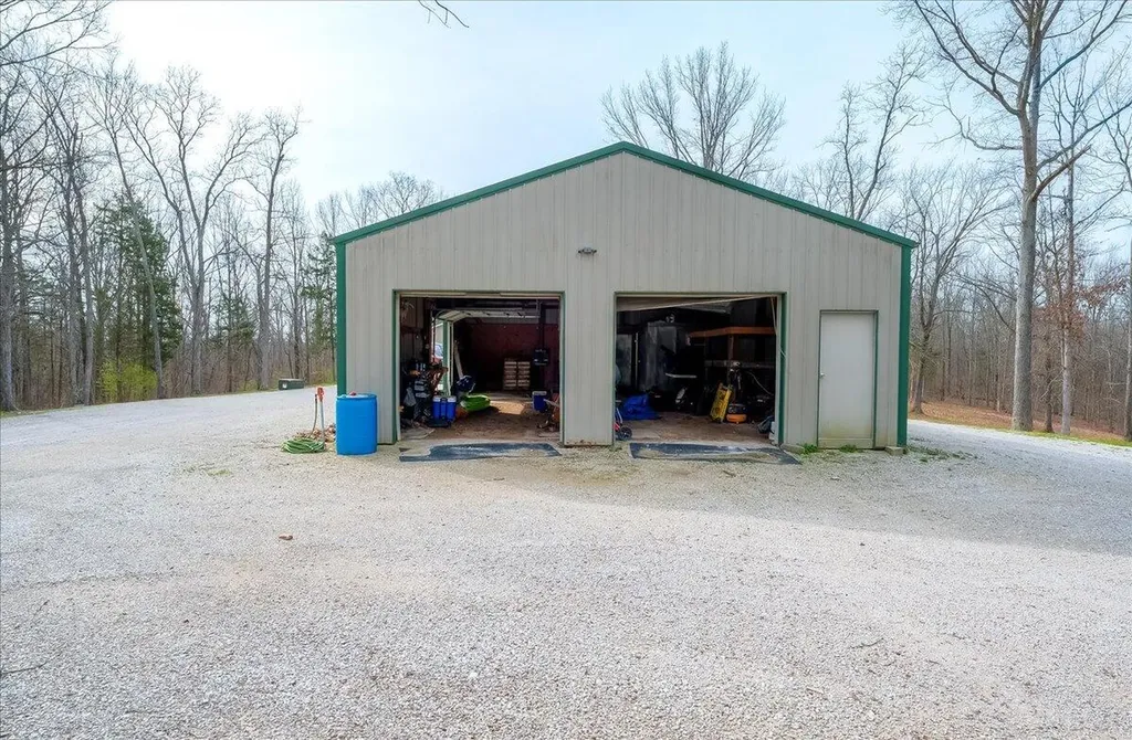 1049 Mcdonald Road Lawrenceburg KY 40342