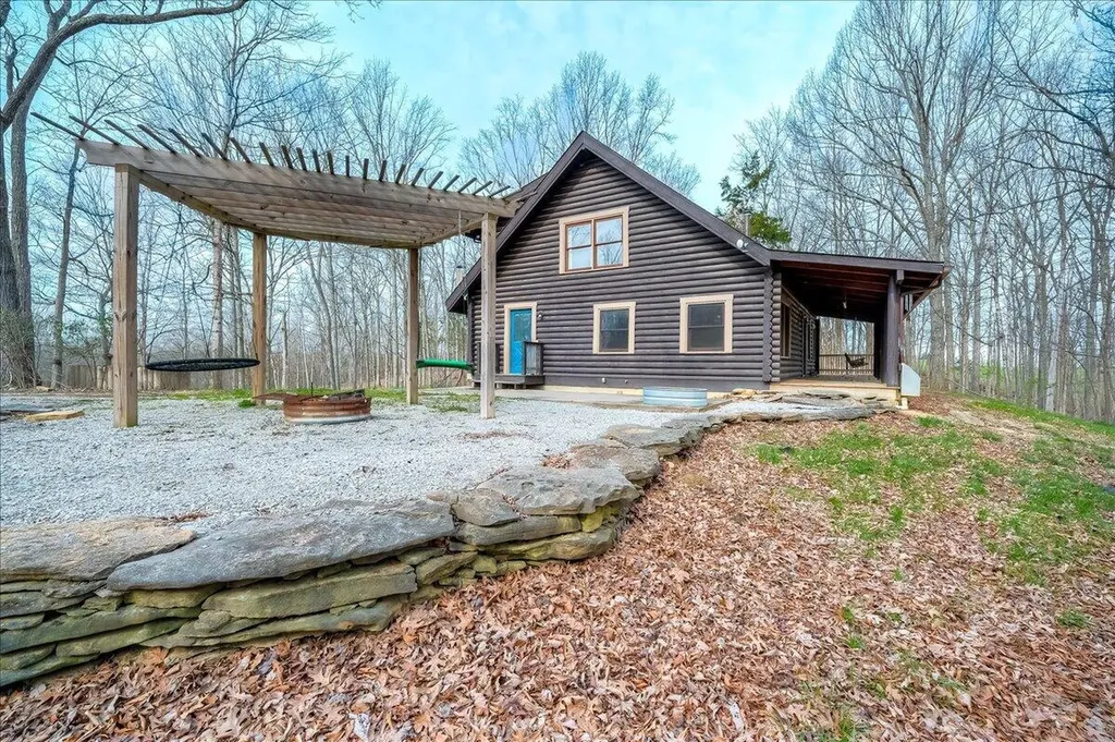 1049 Mcdonald Road Lawrenceburg KY 40342