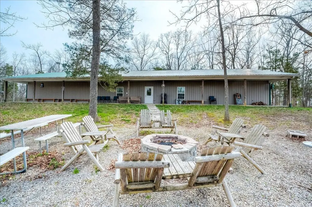 1049 Mcdonald Road Lawrenceburg KY 40342