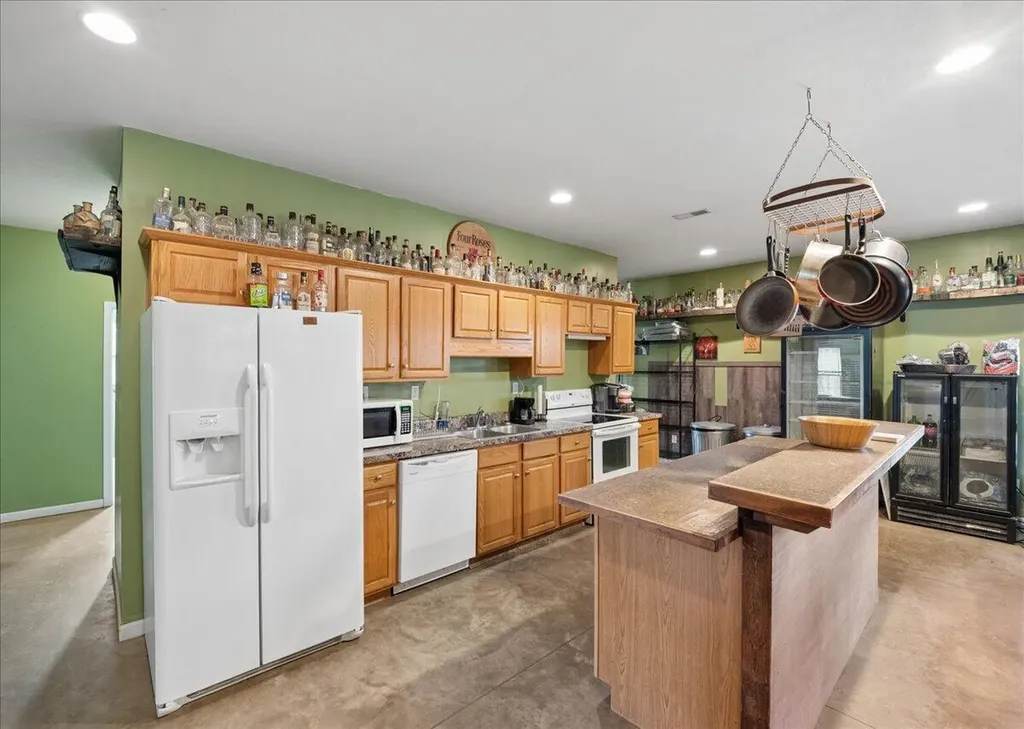1049 Mcdonald Road Lawrenceburg KY 40342