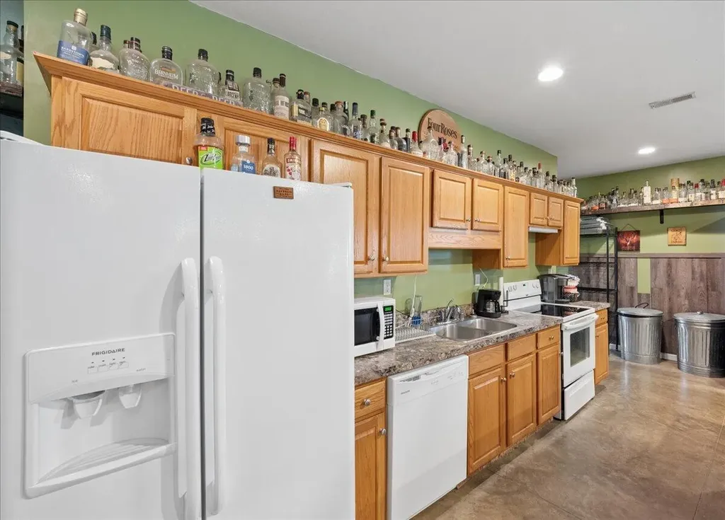1049 Mcdonald Road Lawrenceburg KY 40342