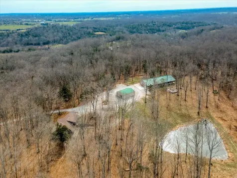 1049 Mcdonald Road Lawrenceburg KY 40342