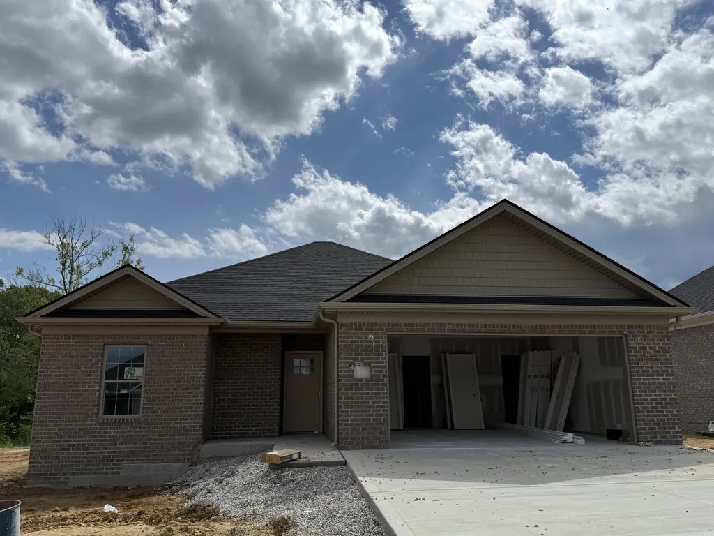 311 Cinchpost Circle London KY 40744