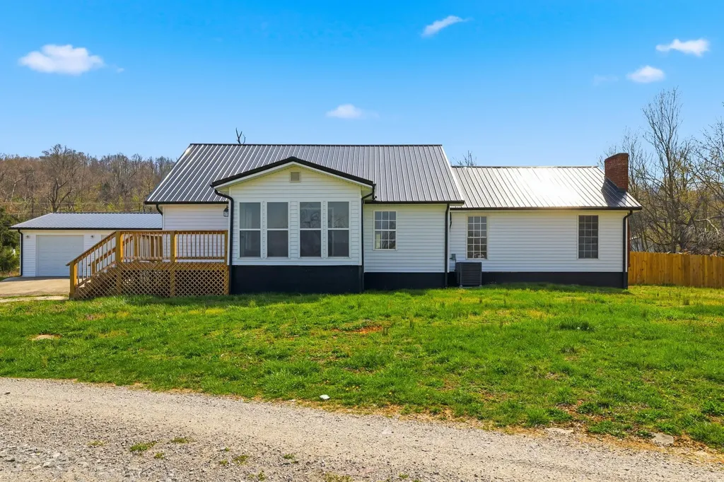 660 Jones Knob Road Somerset KY 42501