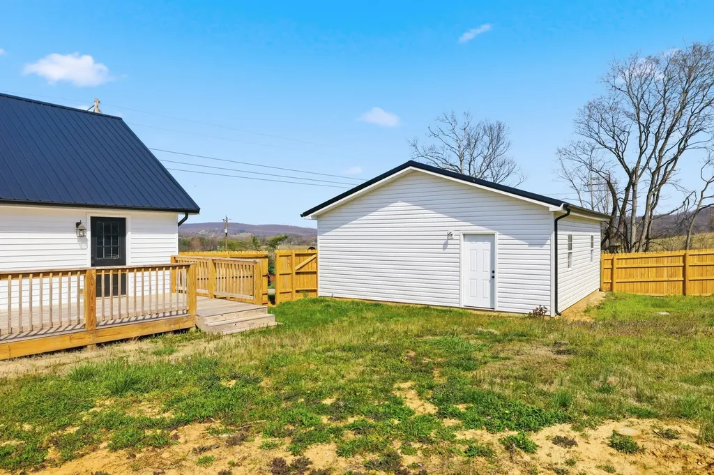 660 Jones Knob Road Somerset KY 42501