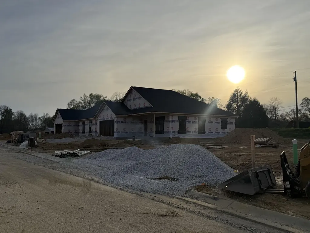 110 Canter Drive London KY 40744