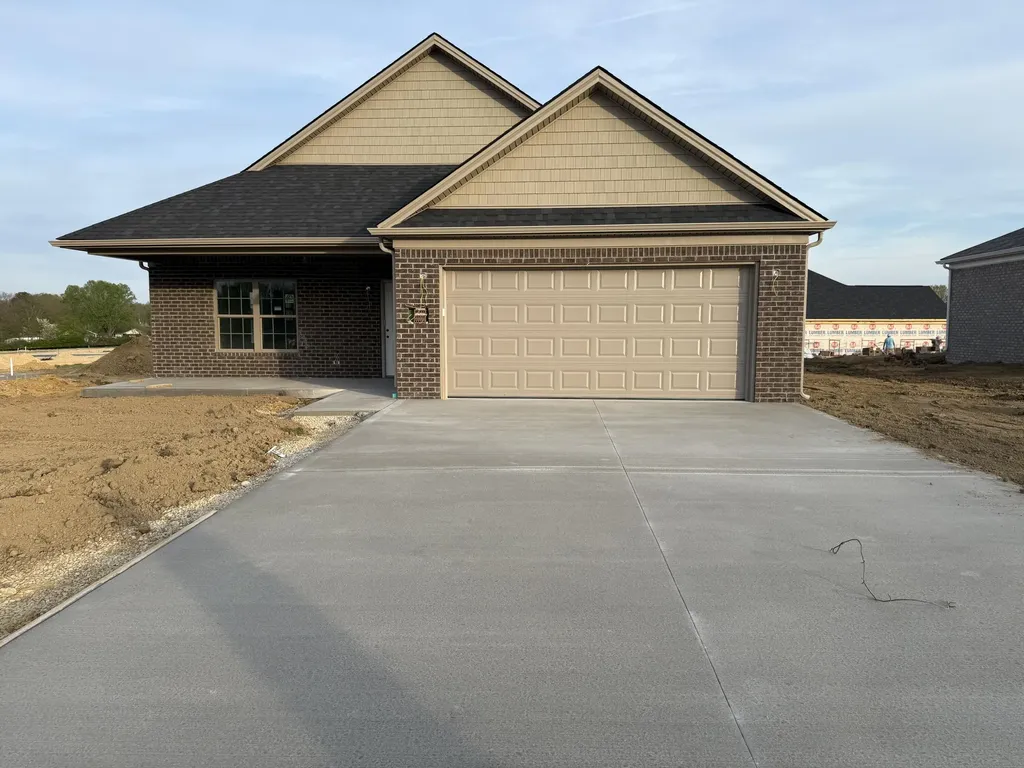 110 Canter Drive London KY 40744