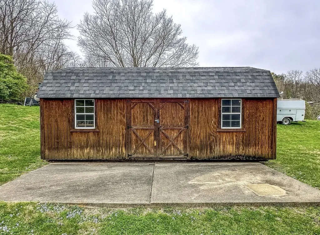 45 Shirley Street Mt Vernon KY 40456