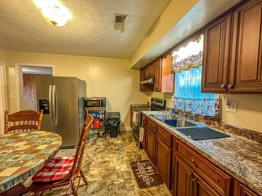 45 Shirley Street Mt Vernon KY 40456