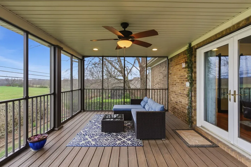 911 Cabernet Drive Berea KY 40403