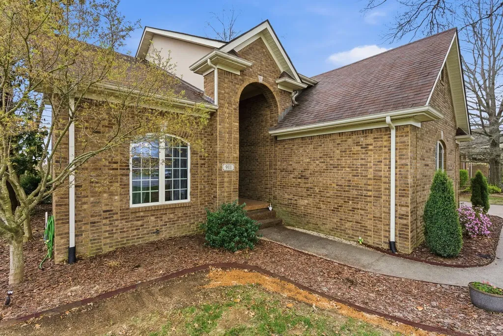 911 Cabernet Drive Berea KY 40403