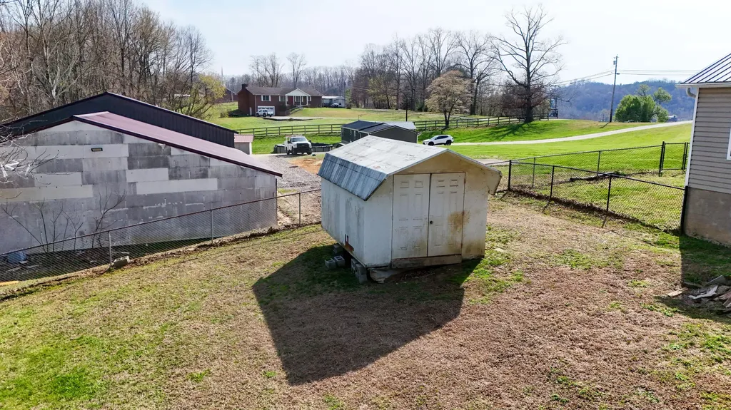 230 Stephen Trace Road Barbourville KY 40906