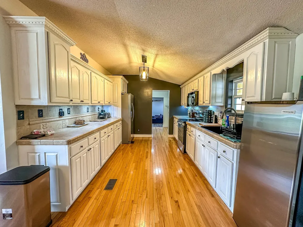 230 Stephen Trace Road Barbourville KY 40906