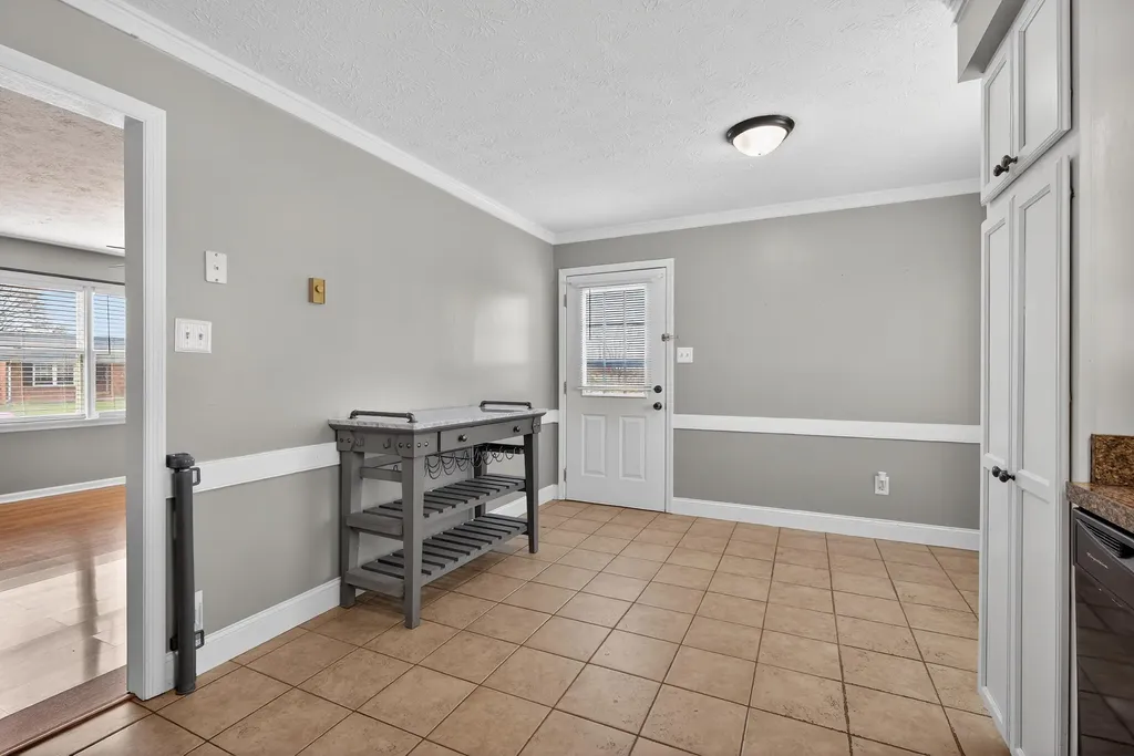 601 Edgewood Drive Nicholasville KY 40356