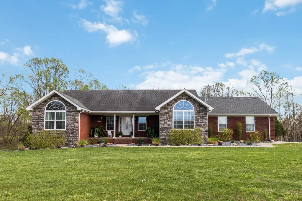 1600 Wooleyville Road Campbellsville KY 42718