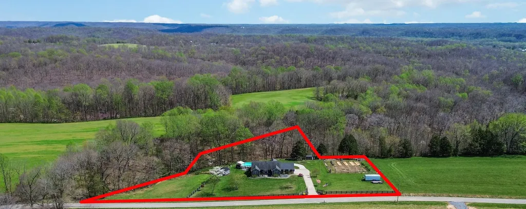1600 Wooleyville Road Campbellsville KY 42718