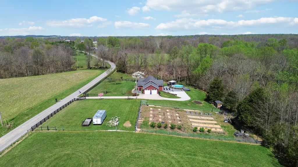 1600 Wooleyville Road Campbellsville KY 42718