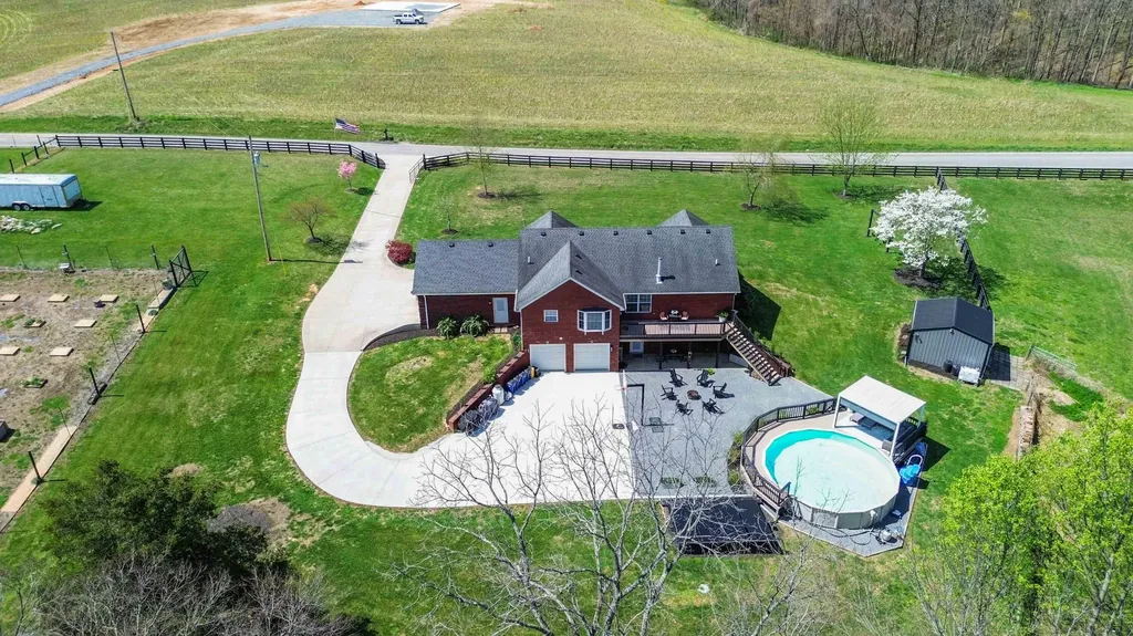 1600 Wooleyville Road Campbellsville KY 42718
