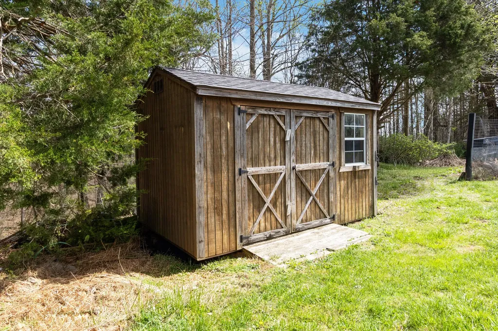 1600 Wooleyville Road Campbellsville KY 42718