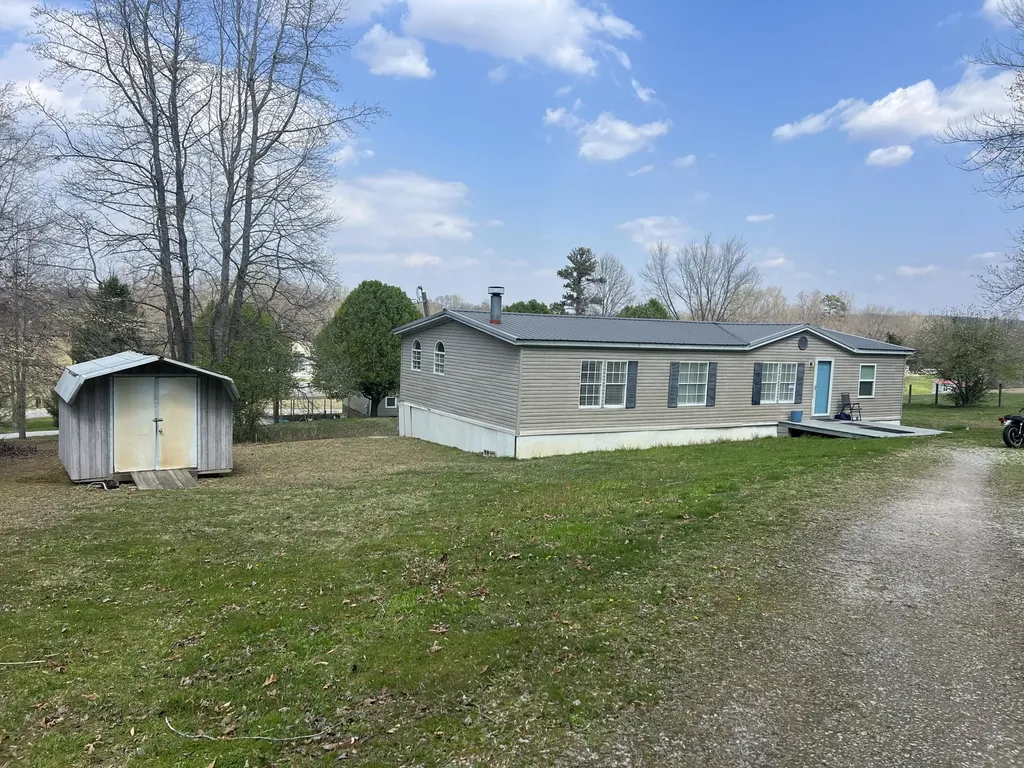 126 S Combs Avenue Corbin KY 40701