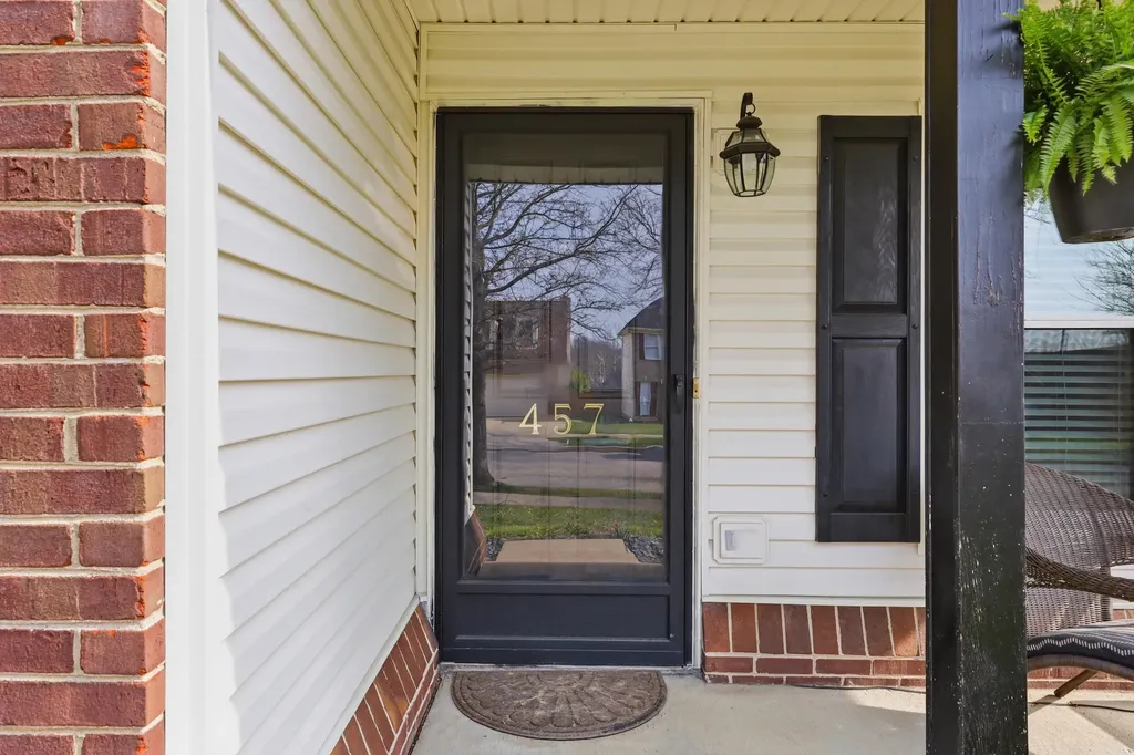 457 Whitfield Drive Lexington KY 40515