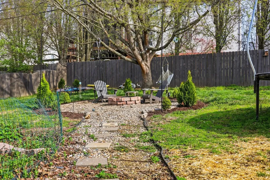 457 Whitfield Drive Lexington KY 40515