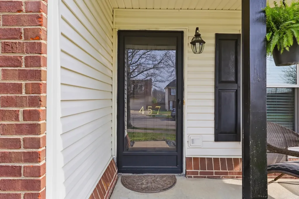 457 Whitfield Drive Lexington KY 40515