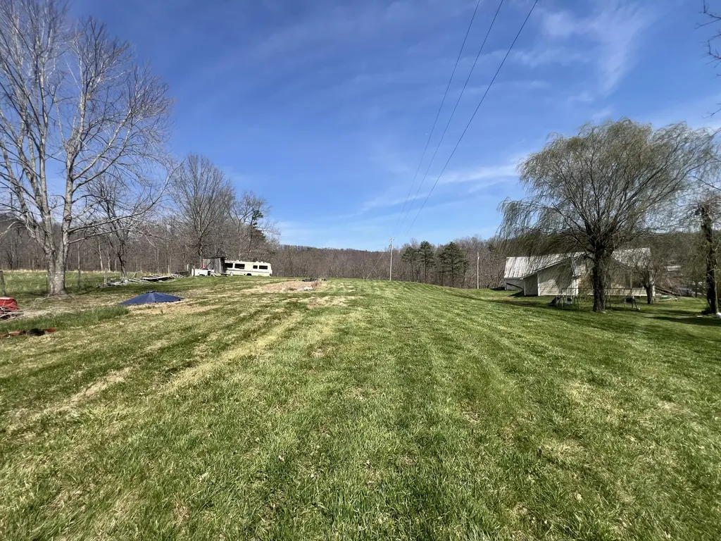 447 Arkle Road Gray KY 40734