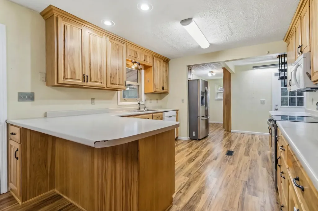 16710 Kentucky 1247 Waynesburg KY 40489