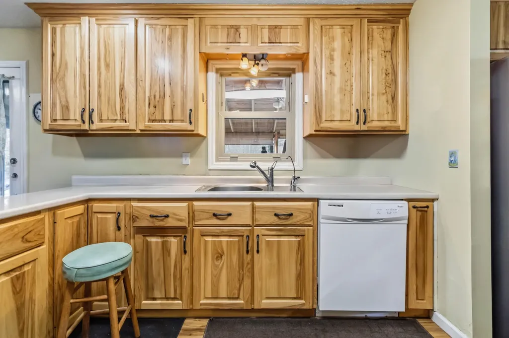 16710 Kentucky 1247 Waynesburg KY 40489