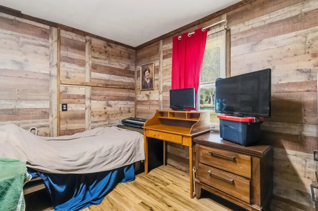 16710 Kentucky 1247 Waynesburg KY 40489