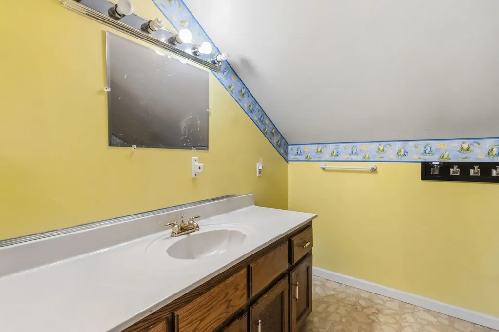 16710 Kentucky 1247 Waynesburg KY 40489