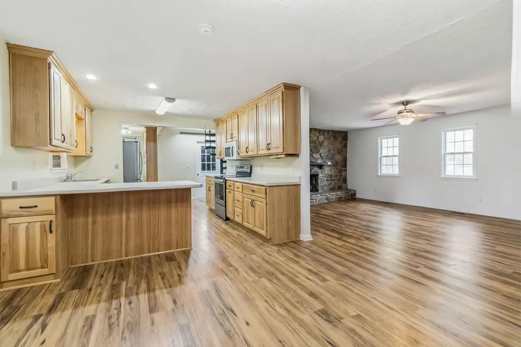 16710 Kentucky 1247 Waynesburg KY 40489