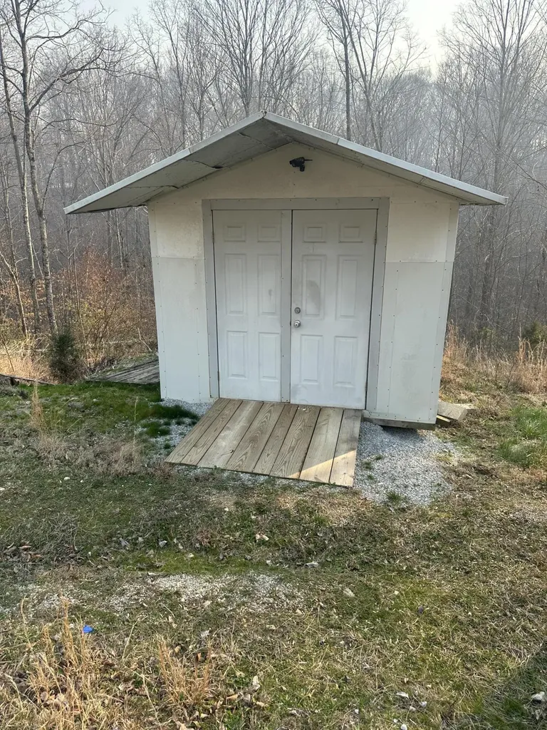 120 Eden Lane Nancy KY 42544