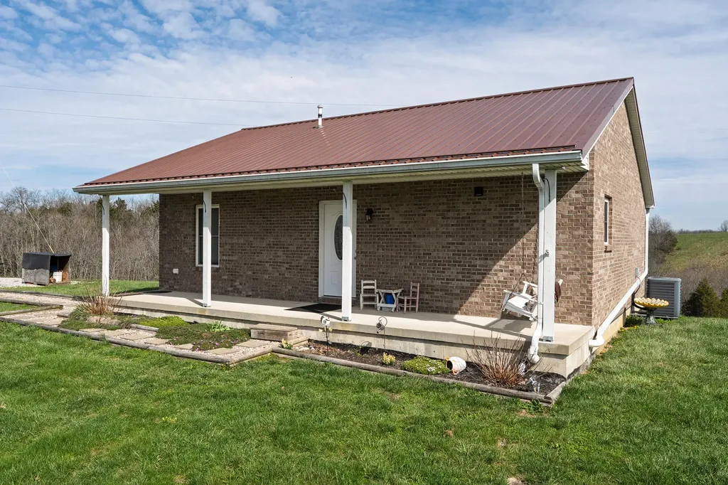 9352 Dixie Highway Corinth KY 41010