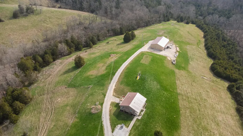 9352 Dixie Highway Corinth KY 41010