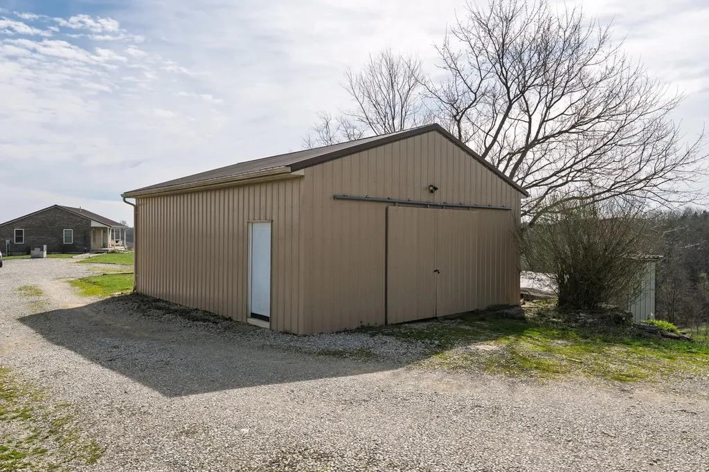 9352 Dixie Highway Corinth KY 41010