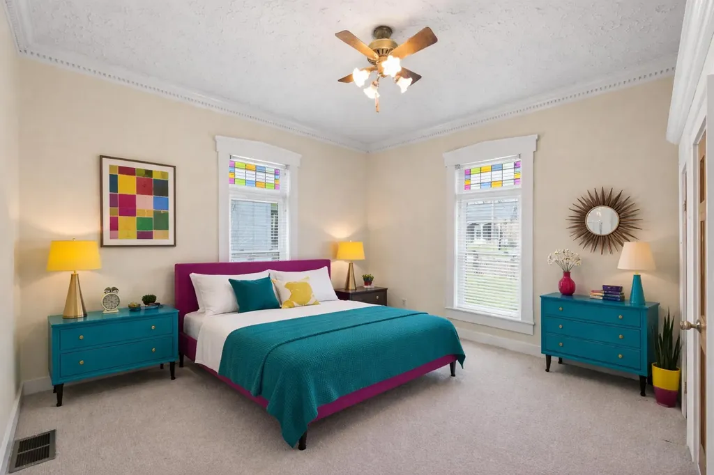 119 E Stephens Street Midway KY 40347
