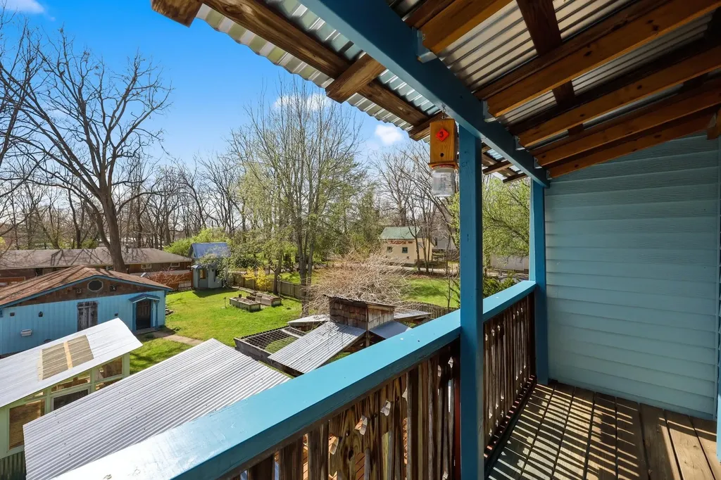 119 E Stephens Street Midway KY 40347