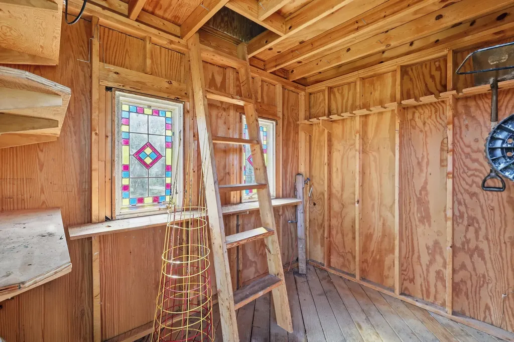 119 E Stephens Street Midway KY 40347