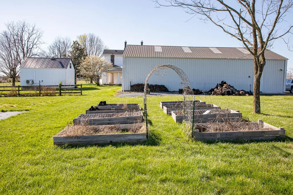 550 Fosters Lane Stanford KY 40484